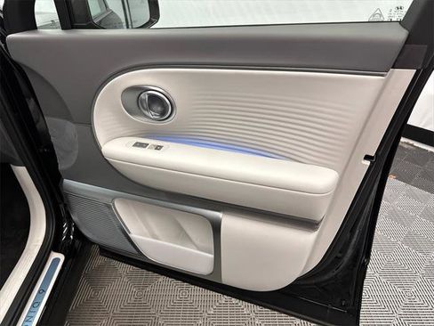 New 2026 Hyundai Ioniq 9 Limited image 16