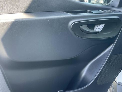 Used 2023 Mercedes-Benz Sprinter 2500 image 31