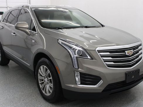 Used 2019 Cadillac XT5 Luxury FWD image 4