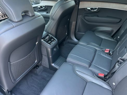 New 2026 Volvo XC90 T8 Ultra AWD/4WD image 9