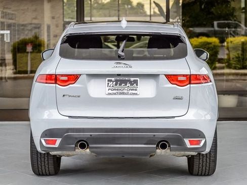 Used 2018 Jaguar F-PACE R-Sport AWD/4WD image 8