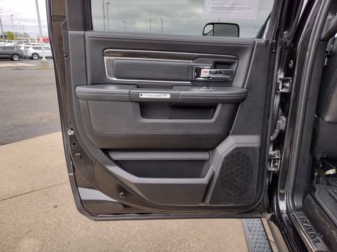 Used 2017 RAM 1500 Limited AWD/4WD image 21
