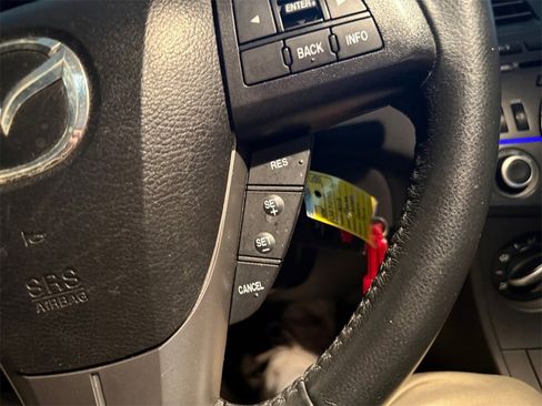 Used 2012 MAZDA MAZDA3 i Touring image 30