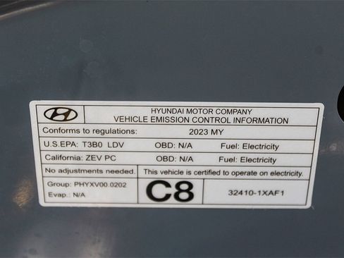 Used 2023 Hyundai Ioniq 6 SE image 28