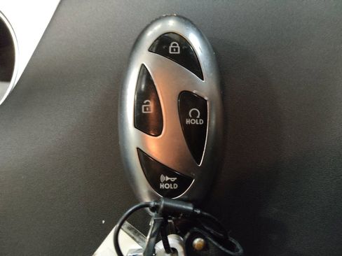 Used 2025 Hyundai Sonata SEL FWD image 32