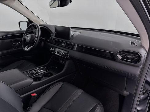 Certified 2025 Honda Pilot EX-L image 29