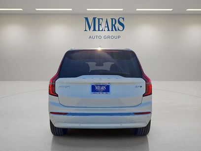 New 2026 Volvo XC90 B5 Plus w/ Protection Package Premier