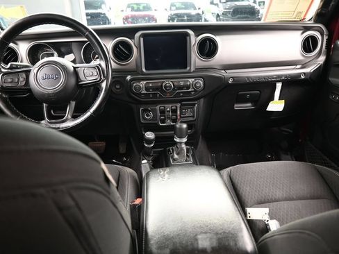 Used 2021 Jeep Wrangler Unlimited Sport AWD/4WD image 35