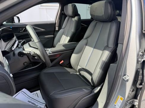 New 2026 Cadillac Lyriq Sport image 9