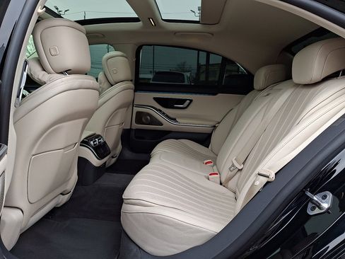 Used 2022 Mercedes-Benz S 500 4MATIC image 16