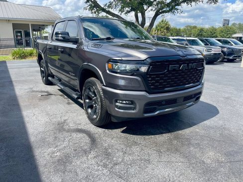 Used 2025 RAM 1500 Big Horn AWD/4WD image 6
