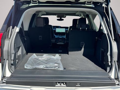 New 2025 Ford Expedition Max Platinum w/ Platinum Ultimate Package image 38