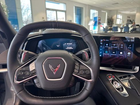 Used 2024 Chevrolet Corvette Stingray Preferred Conv w/ Z51 Performance Package image 9