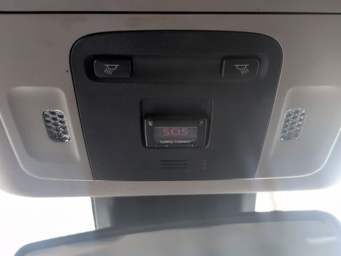 Used 2019 Toyota Camry SE w/ Convenience Package image 38