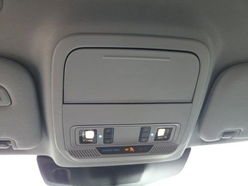 Used 2022 Ford Explorer Limited w/ Equipment Group 301A image 20