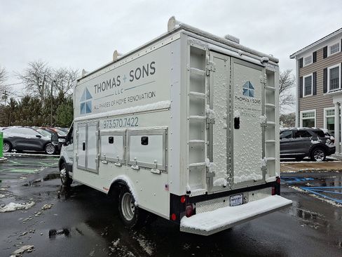 Used 2023 Ford Transit 350 DRW image 7