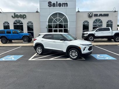 Used 2024 Chevrolet TrailBlazer LS w/ LS Convenience Package