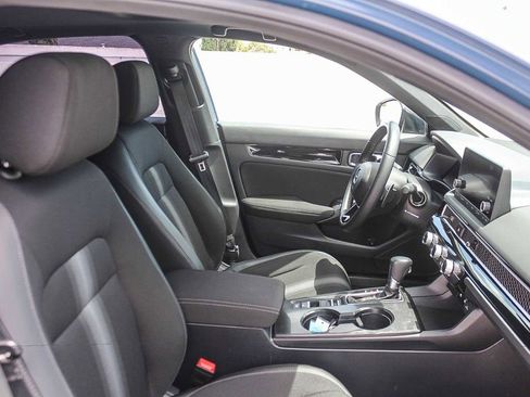 Certified 2025 Honda Civic Sport image 17