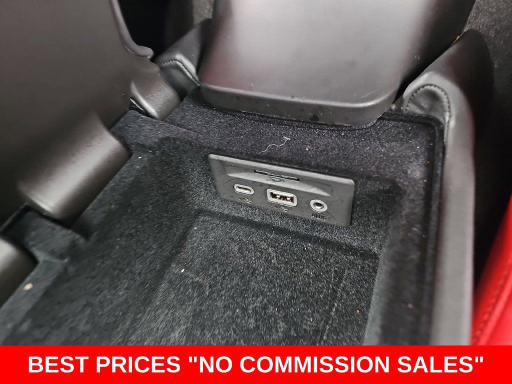 Used 2022 Chevrolet Corvette Stingray Premium Conv w/ Z51 Performance Package RWD image 25