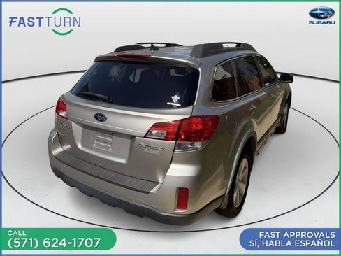 Used 2014 Subaru Outback 2.5i Premium w/ Popular Package #2 AWD/4WD image 5