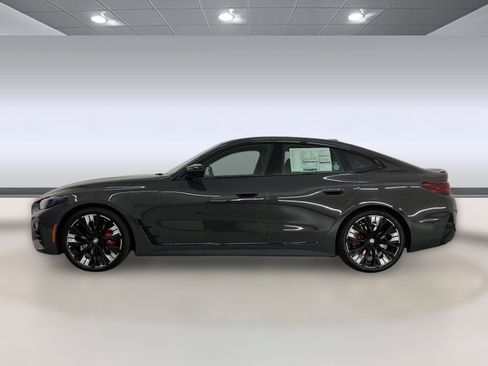 New 2026 BMW 430i w/ Premium Package image 2