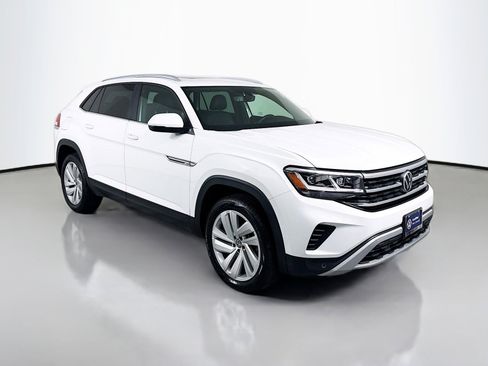 Certified 2022 Volkswagen Atlas Cross Sport SE w/ Panoramic Sunroof Package image 7