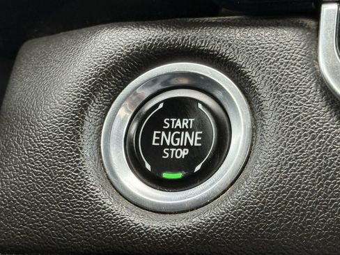 Used 2023 Chevrolet Colorado LT w/ LT Convenience Package RWD image 21