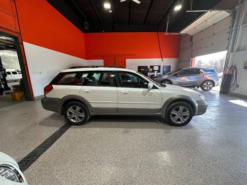 Used 2005 Subaru Outback 3.0R L.L. Bean image 2