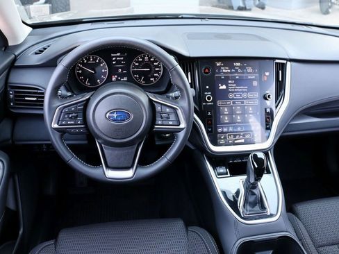 Used 2025 Subaru Outback Premium image 22