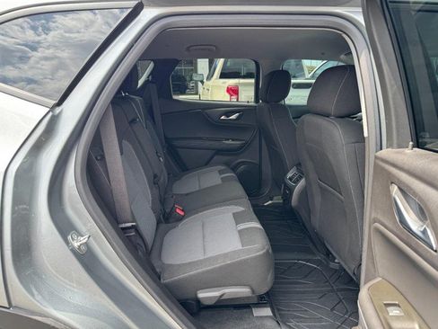 Used 2024 Chevrolet Blazer LT w/ Convenience Package FWD image 10