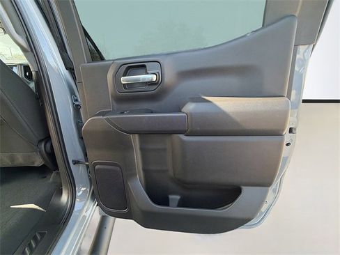 Used 2024 Chevrolet Silverado 1500 Custom image 16