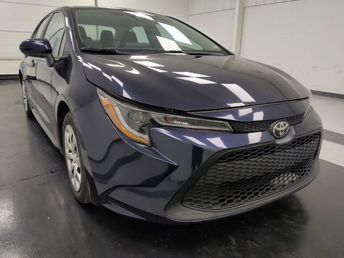 Used 2022 Toyota Corolla LE FWD image 14