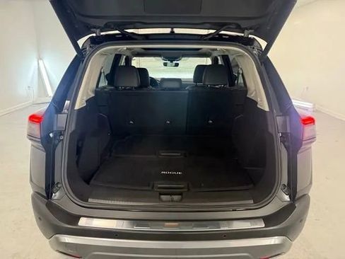 Used 2023 Nissan Rogue SL w/ SL Premium Package FWD image 8