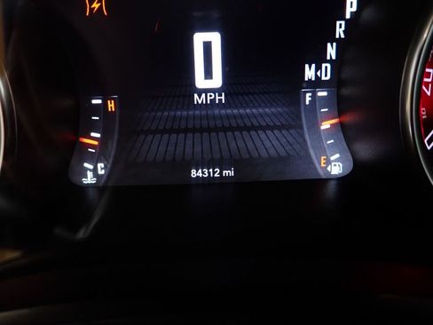 Used 2016 Dodge Challenger R/T RWD image 34