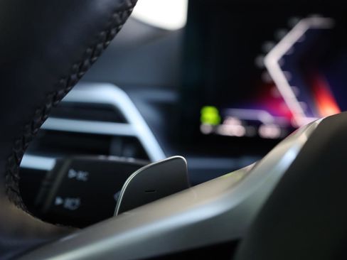 Used 2025 BMW 430i Convertible image 35