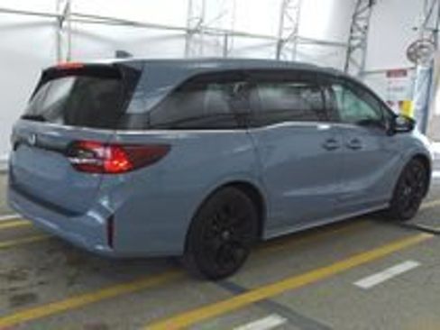 Used 2025 Honda Odyssey Sport-L image 16