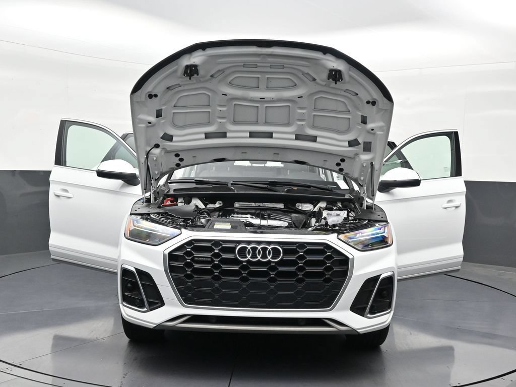 Used 2024 Audi Q5 2.0T Premium AWD/4WD image 35