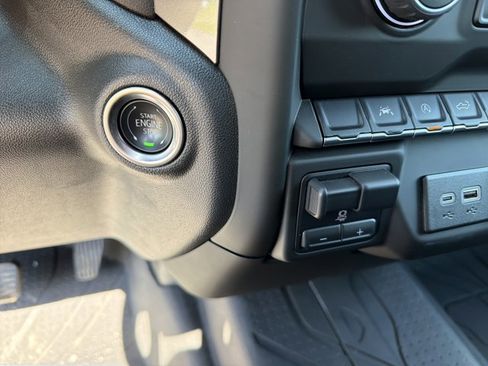 Used 2025 Chevrolet Silverado 1500 Custom AWD/4WD image 23