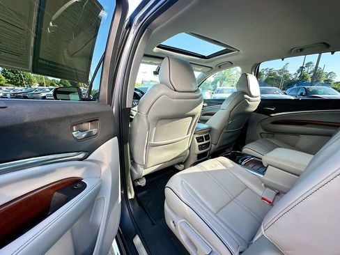 Used 2017 Acura MDX SH-AWD w/ Advance Package image 17