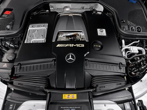 Used 2019 Mercedes-Benz E 63 AMG S image 29