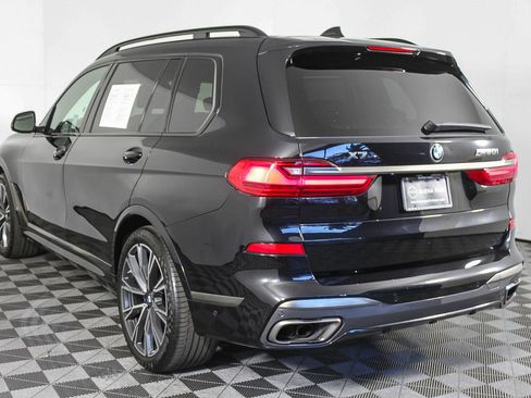 Used 2020 BMW X7 M50i image 6