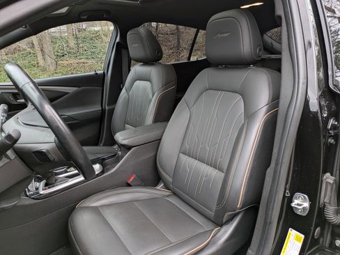 Certified 2024 Buick Envista Avenir FWD image 12