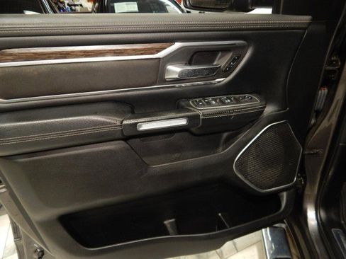 Used 2019 RAM 1500 Laramie image 14