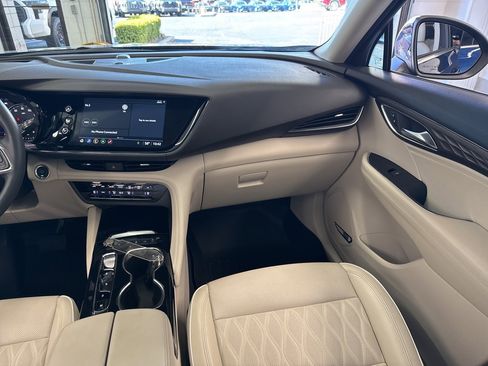 Used 2022 Buick Envision Avenir w/ Technology Package II image 49