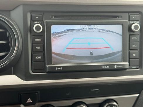 Used 2019 Toyota Tacoma SR5 image 20