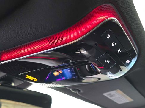 Used 2025 Mercedes-Benz C 43 AMG 4MATIC Sedan image 34