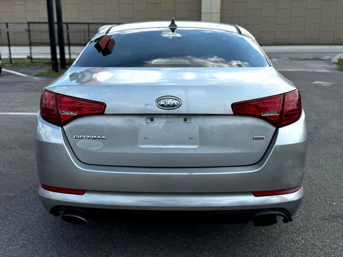 Used 2011 Kia Optima LX w/ Convenience Pkg image 6