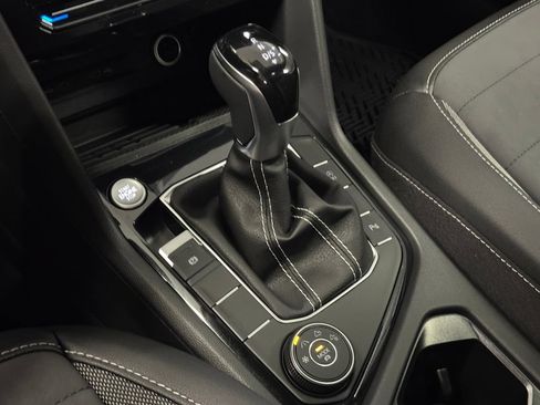 New 2026 Volkswagen Taos SE AWD/4WD image 14