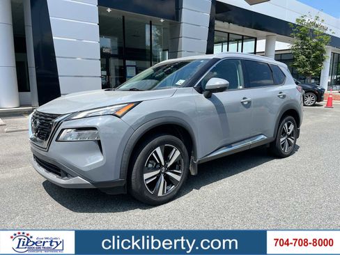 Used 2021 Nissan Rogue SL w/ Premium Package image 1