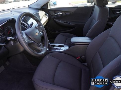 Used 2024 Chevrolet Malibu LT image 18